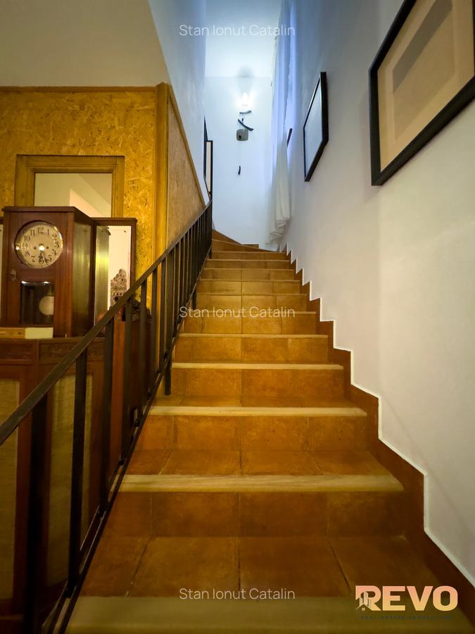 Popa Nan – Pache Protopopescu • Vilă P+1+M, curte proprie, 180mp - 13