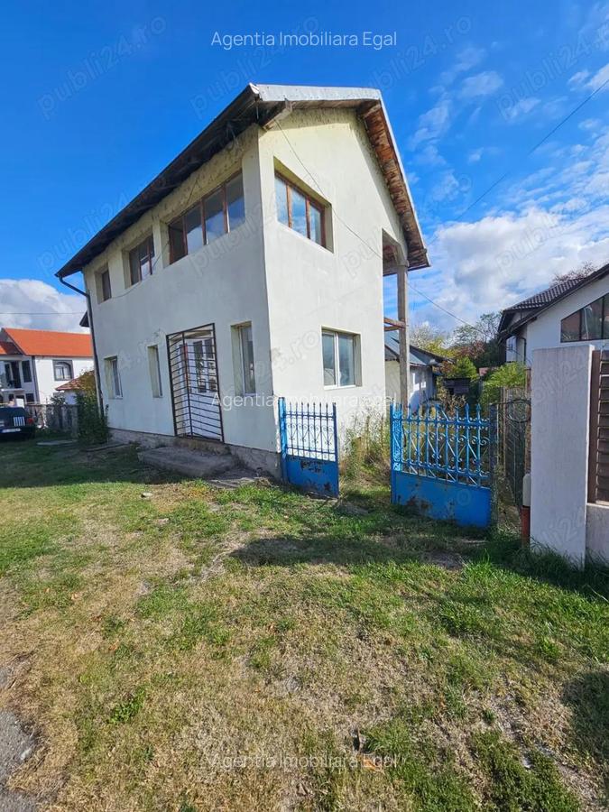 Doua case in aceeasi curte, Calimanesti - 1