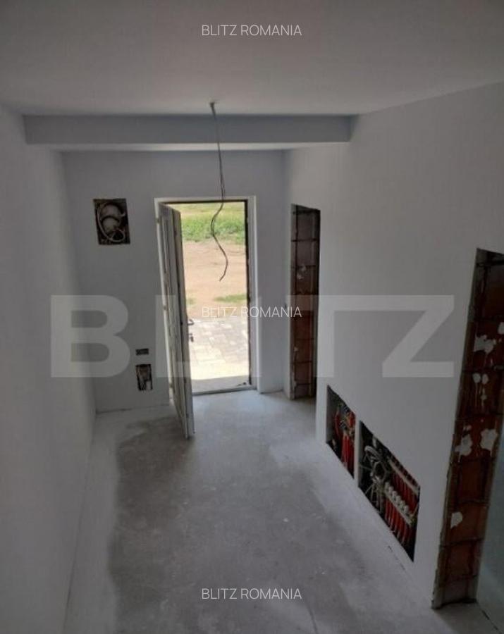 Duplex spectaculos 4 camere in Mosnita veche - 1