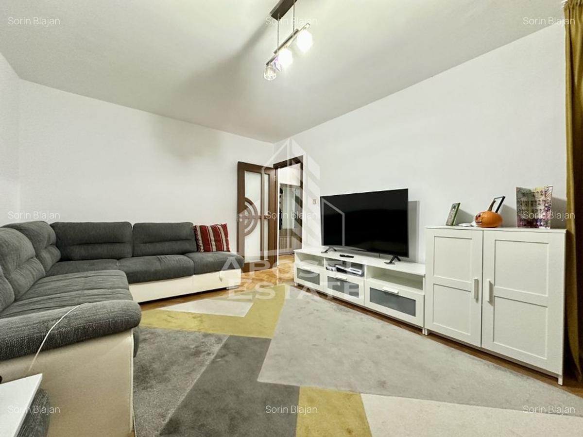 Apartament cu 3 camere, decomandat, Lipovei - 2