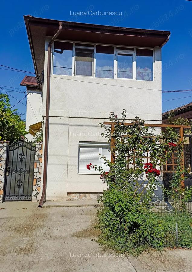 Casa de vanzare (schimb cu casa mai mica ?i curte mai mare )aproape de biserica Sfantul Gheorghe - 1