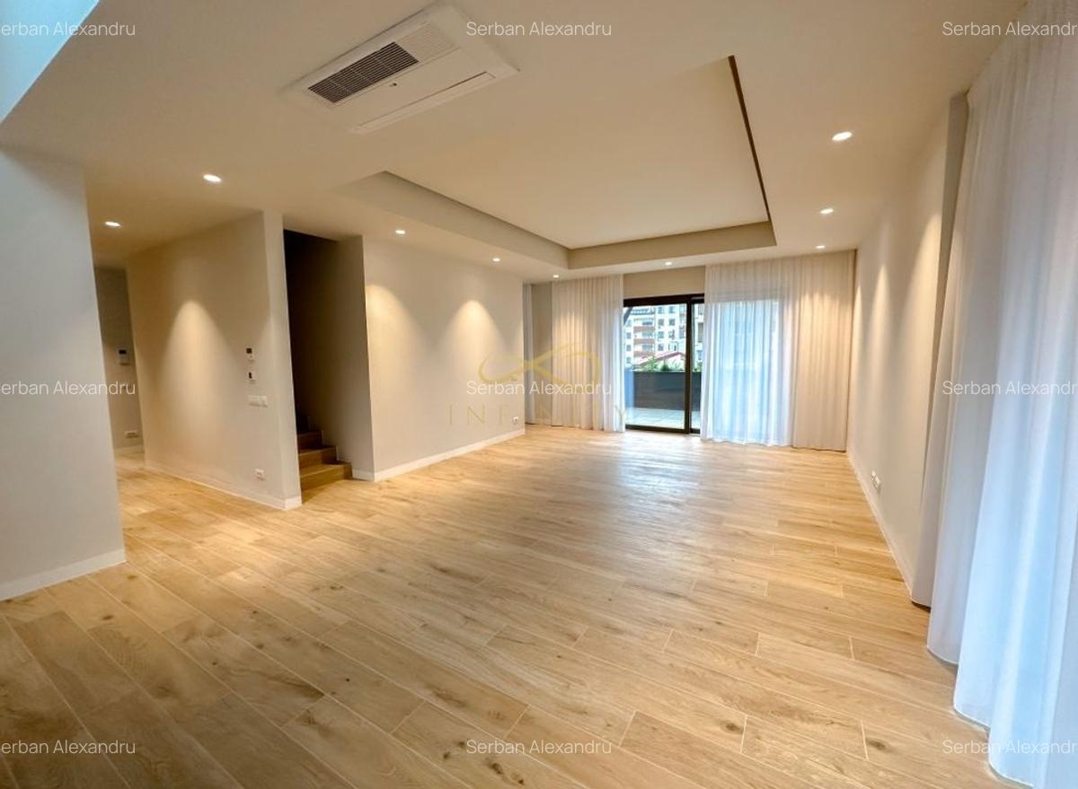 Triplex | 4 camere | 302 mp | Dacia  | 3 Parcari | NZeb - 7