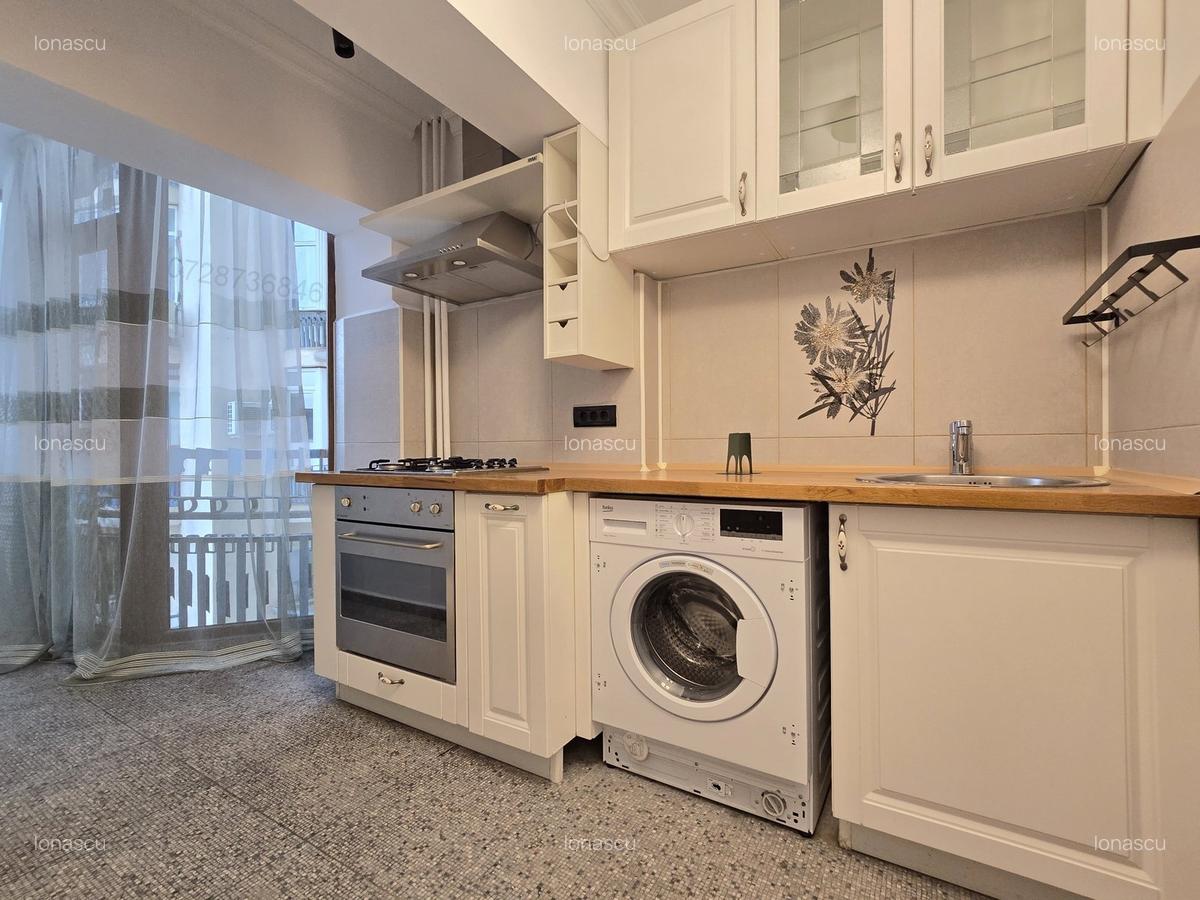 Bd. Unirii, prima inchiriere, P-ta Alba Iulia - 13 Bd. Unirii, prima inchiriere, P-ta Alba Iulia - 13