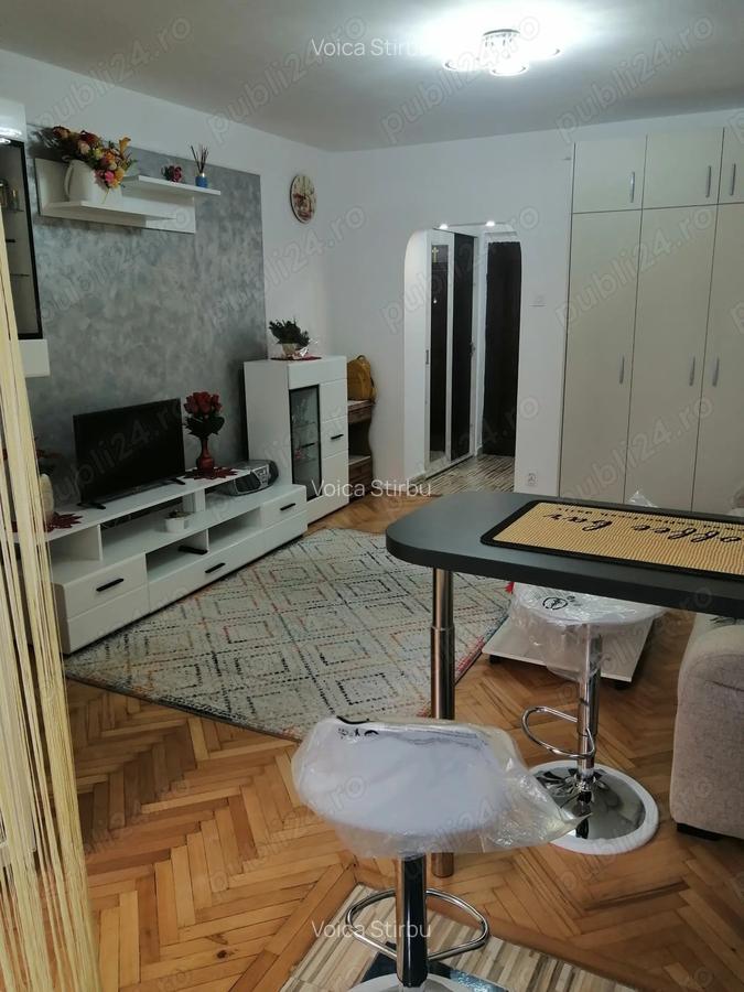 Garsoniera tip studio Titan, renovata,utilata, mobila pe comanda - 2