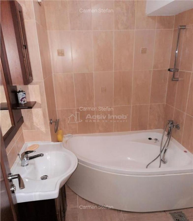 Apartament 4 Camere decomandat Etaj 1 - 9
