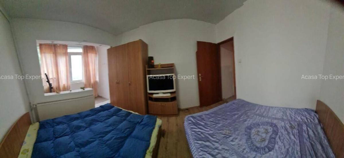 3 camere,CLASIC, metrou Pacii,zona Apusului, str Apele Vii, semistral - 15