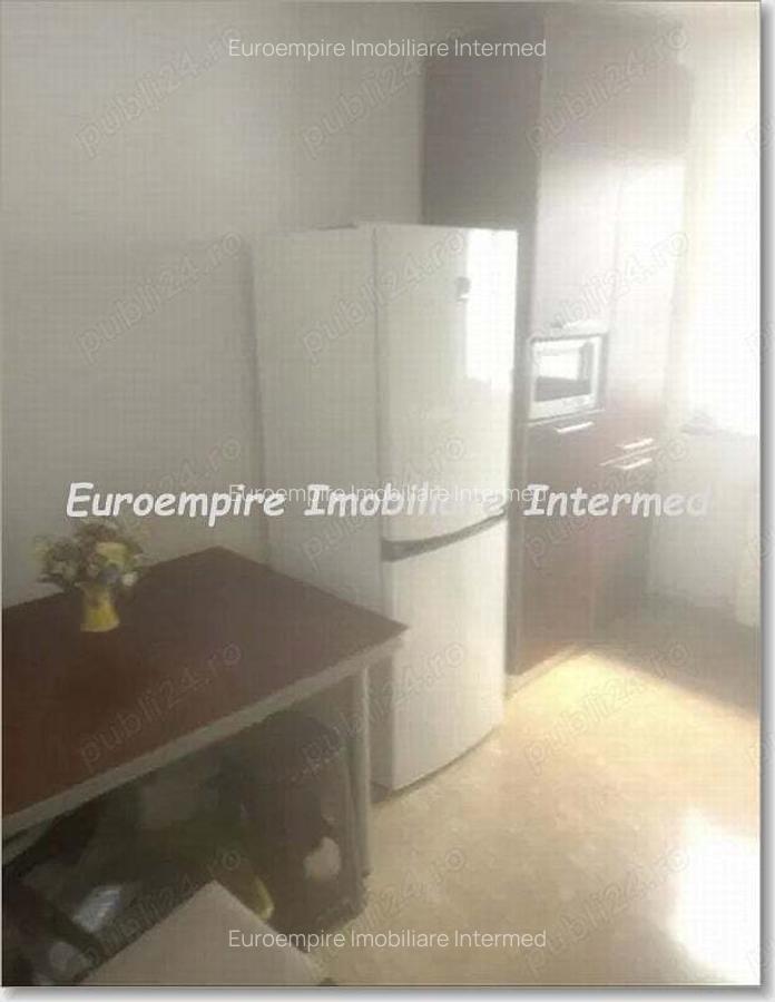 Vila de inchiriat zona FALEZA NORD - 2