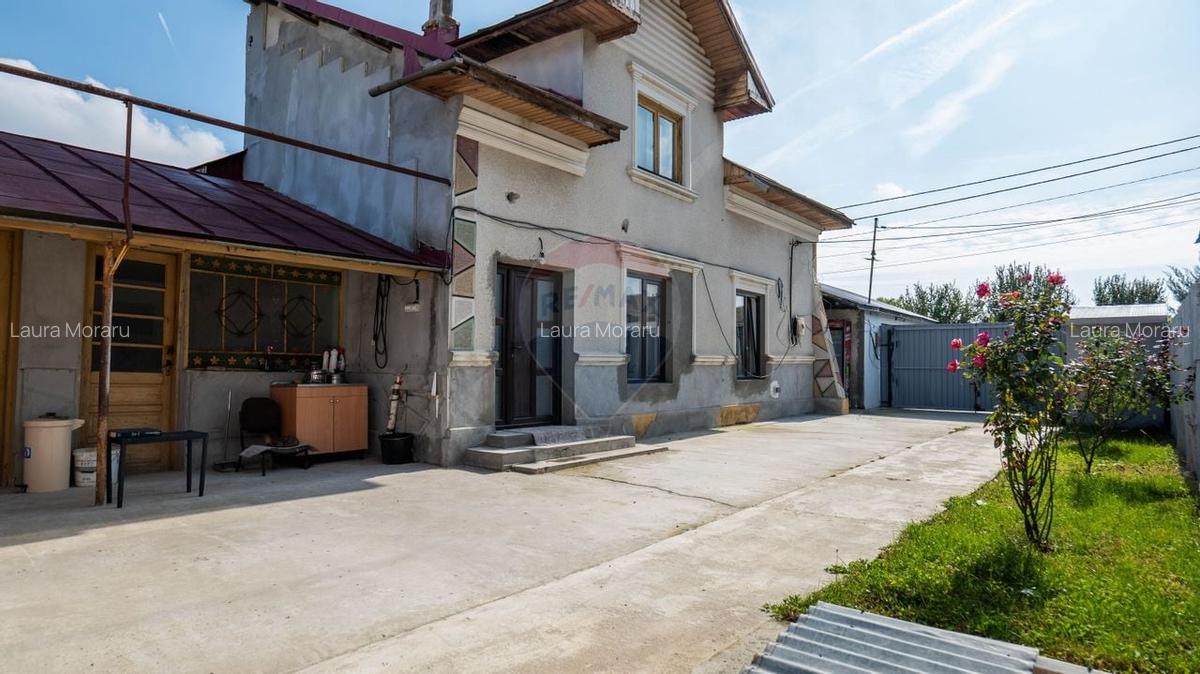 Vanzare vila si spatiu comercial, cu gradina si garaj-zona Corbii Mari - 16 Vanzare vila si spatiu comercial, cu gradina si garaj-zona Corbii Mari - 16