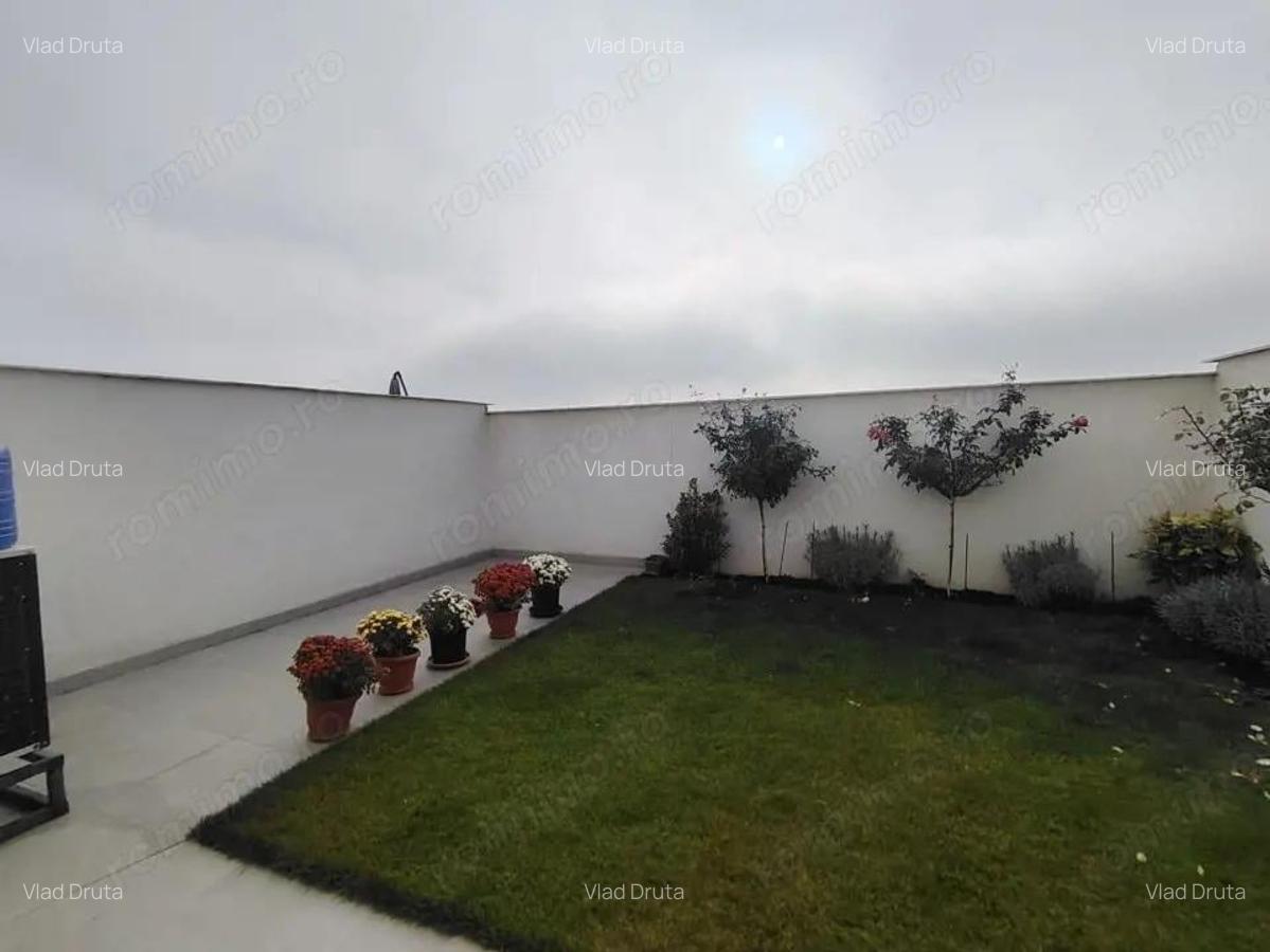 Casa de vanzare in Nojorid - 2