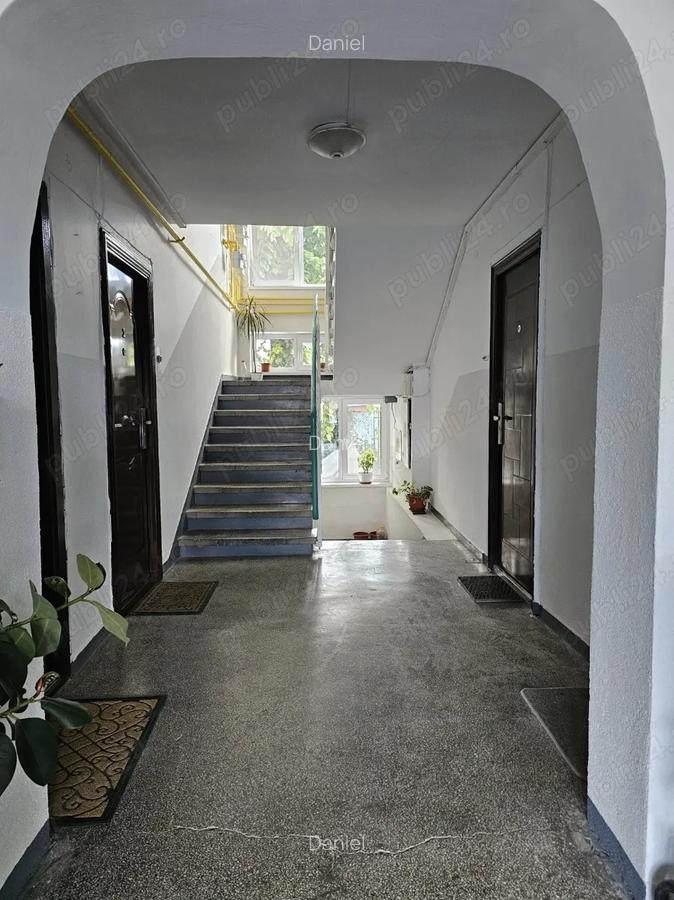 Apartament Semimobilat Central 4 camere Campina. De vanzare - 8 Apartament Semimobilat Central 4 camere Campina. De vanzare - 8