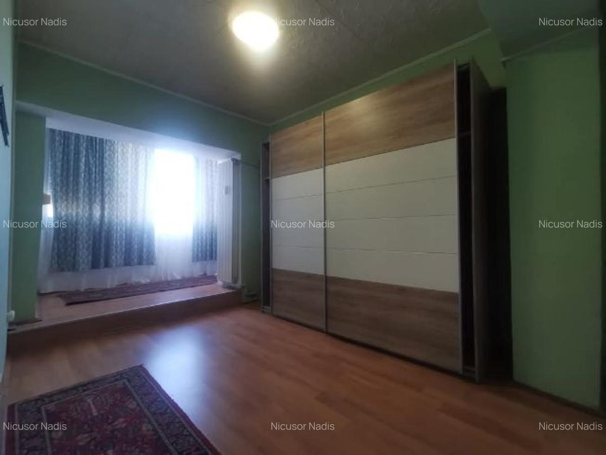 Apartament de vânzare - 8