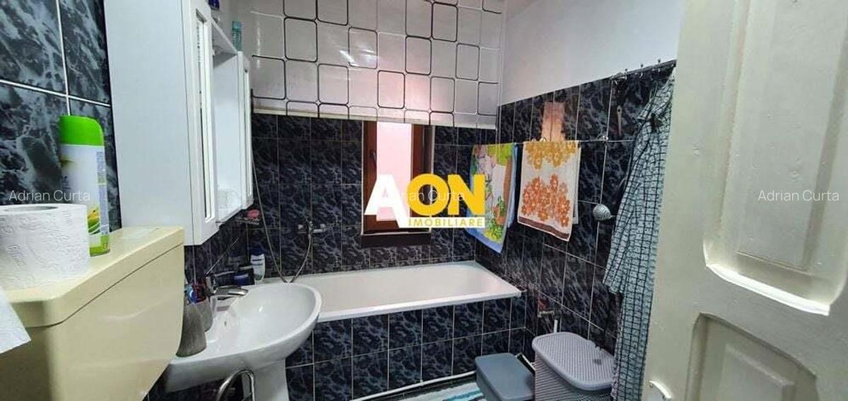Casa cu 7 camere, 2 spatii comerciale, pretabila pt. birouri, Centru - 8