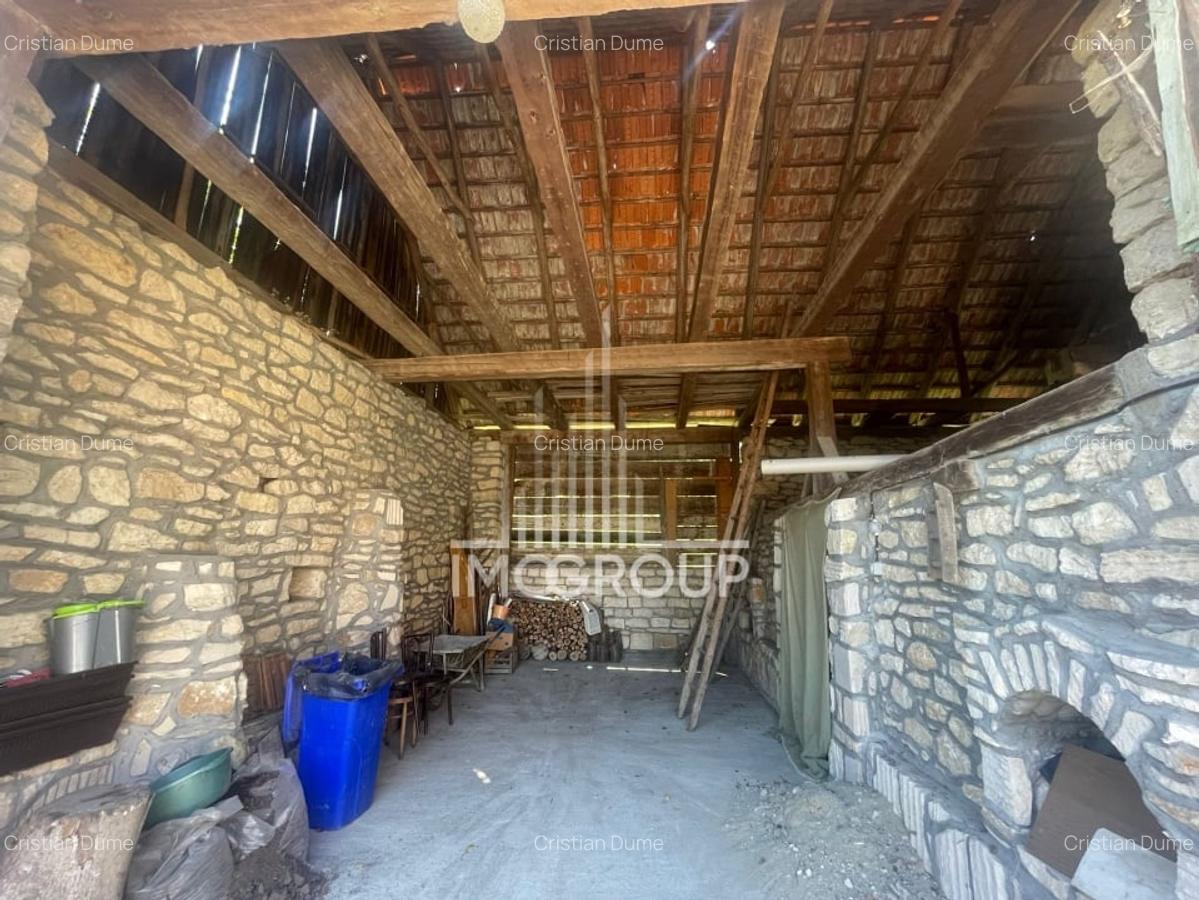 De vanzare casa in comuna Garbau Comision 0% - 12