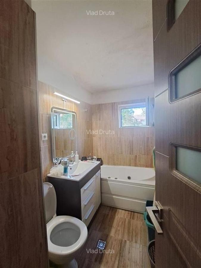 Apartament cu 4 camere decomandat în Rogerius - 17