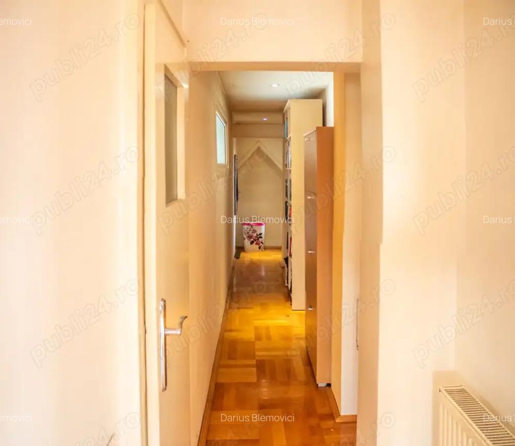 Apartament 3 camere tip Penthouse - Str. Negoi - 132mp utili - 8