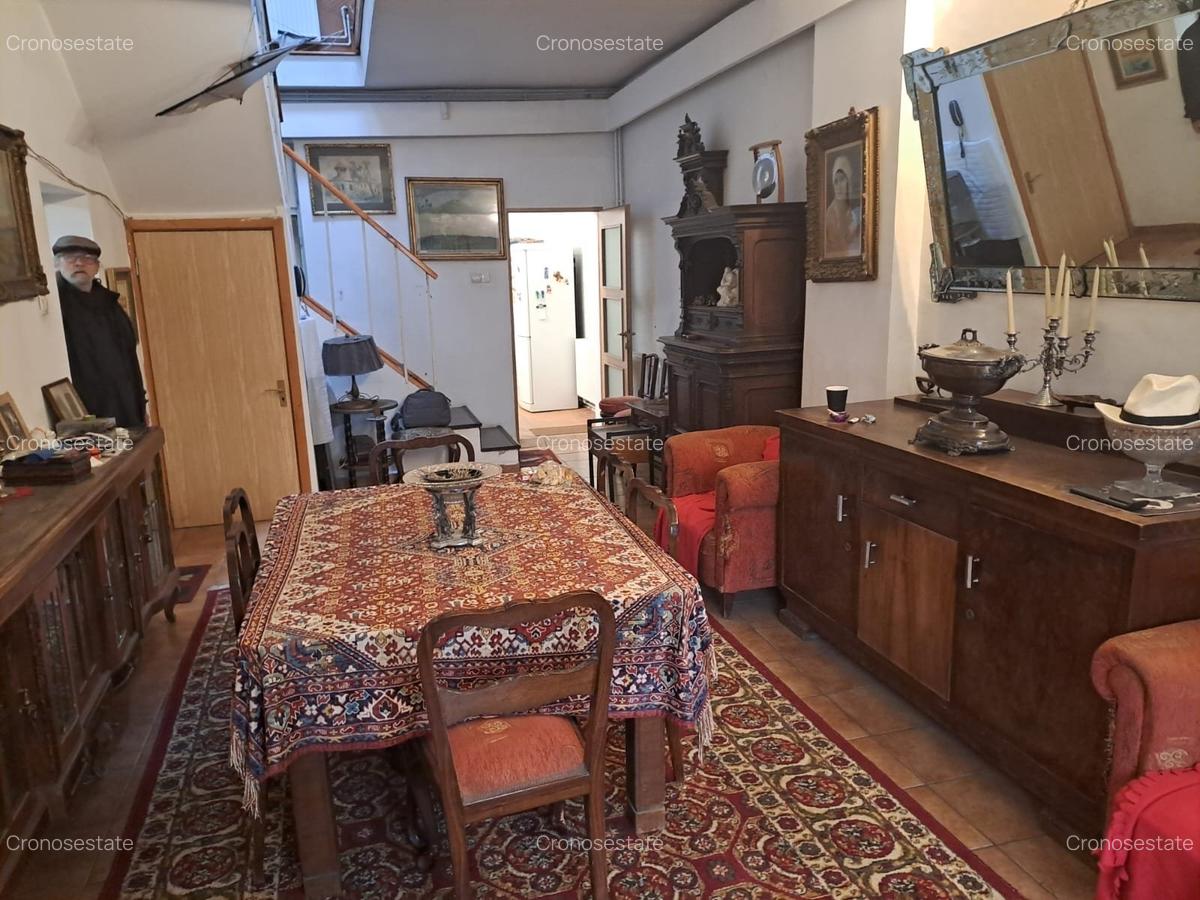 Drumul Sarii - Razoare, singur curte, semimobilatam libera - 10