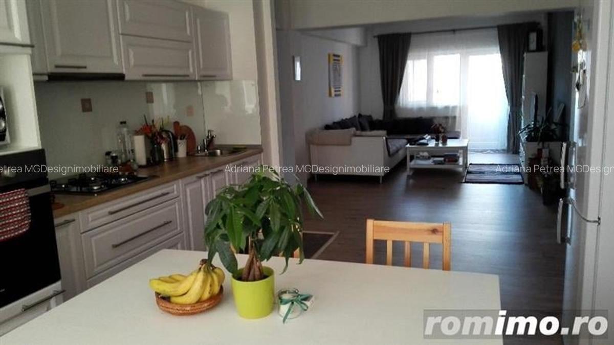 3 cam decomandat 2 bai  Dorobanti / Simion Barnutiu Centrala proprie - 2