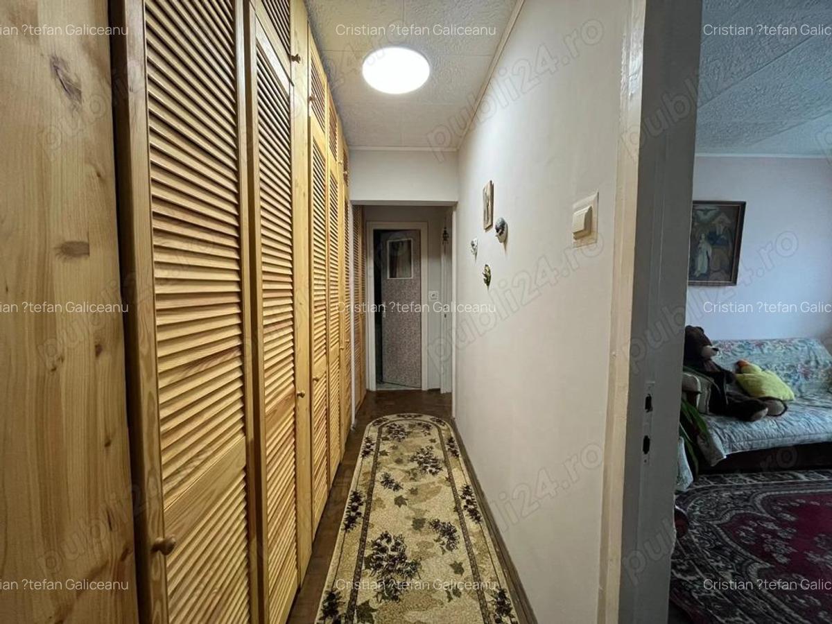 Apartament 3 camere etajul 7 de vanzare, Zona Saturn - 7