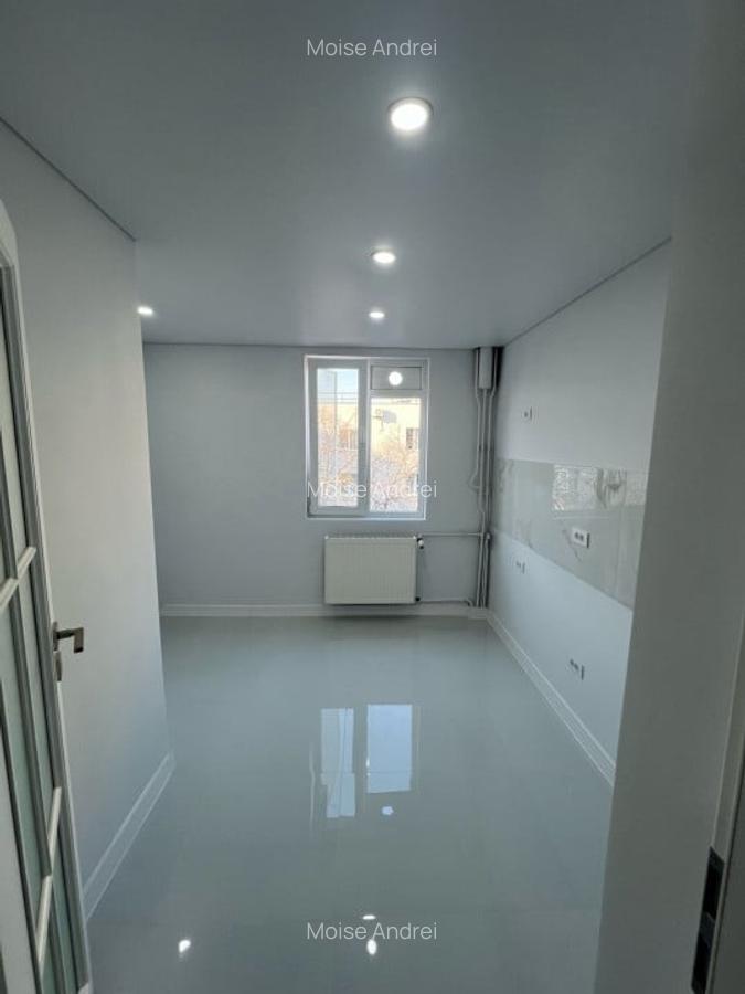 Apartament cu 3 camere circular în Drumul Taberei - 5