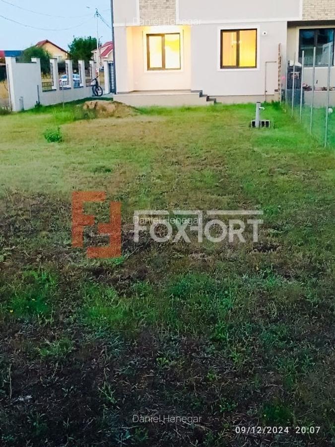 Casa tip triplex cu priveliste de vis in Giroc - V7245 - 24