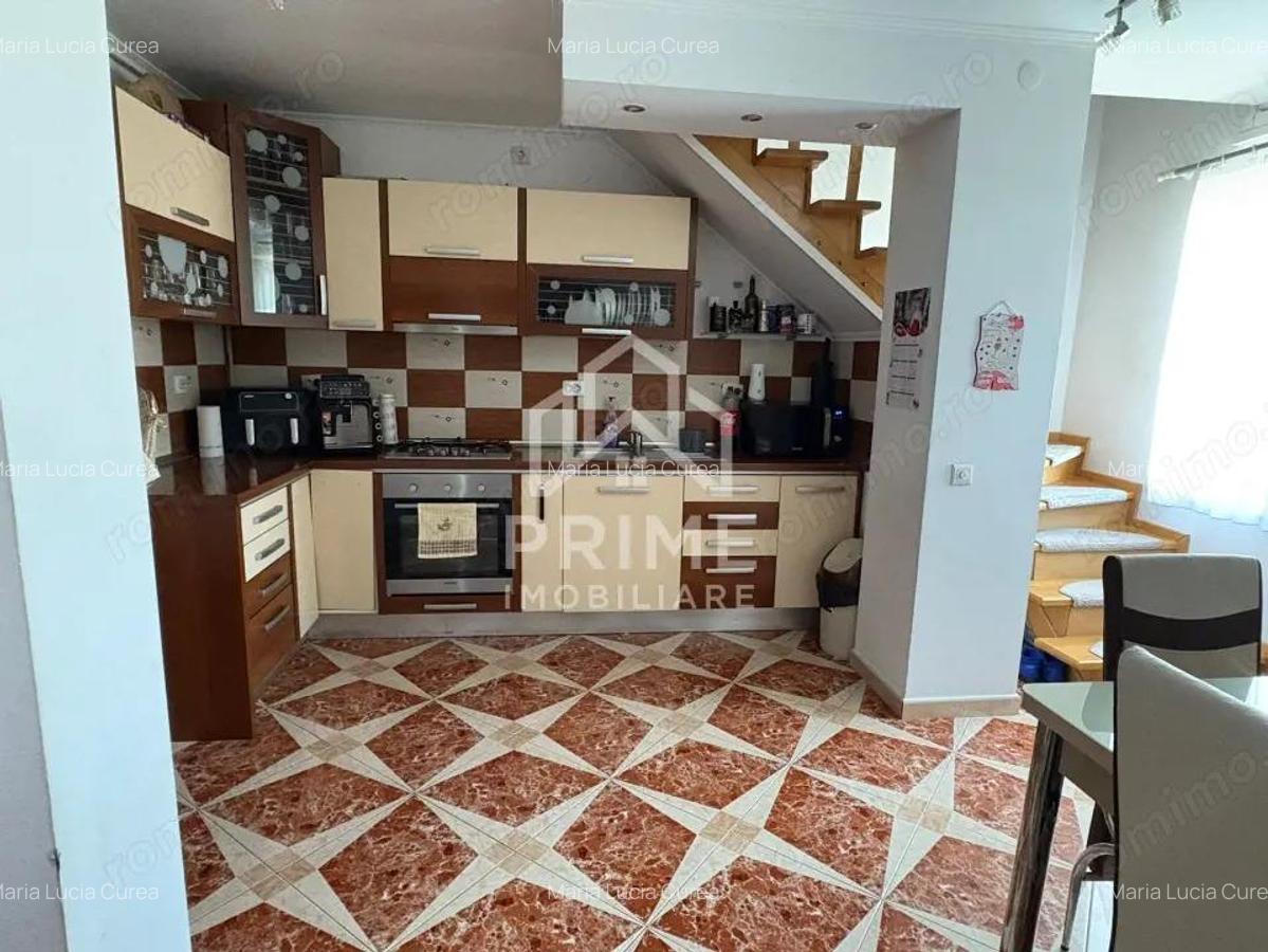 Apartament 3 camere, scara interioara, 85mp, zona Cetate - 1