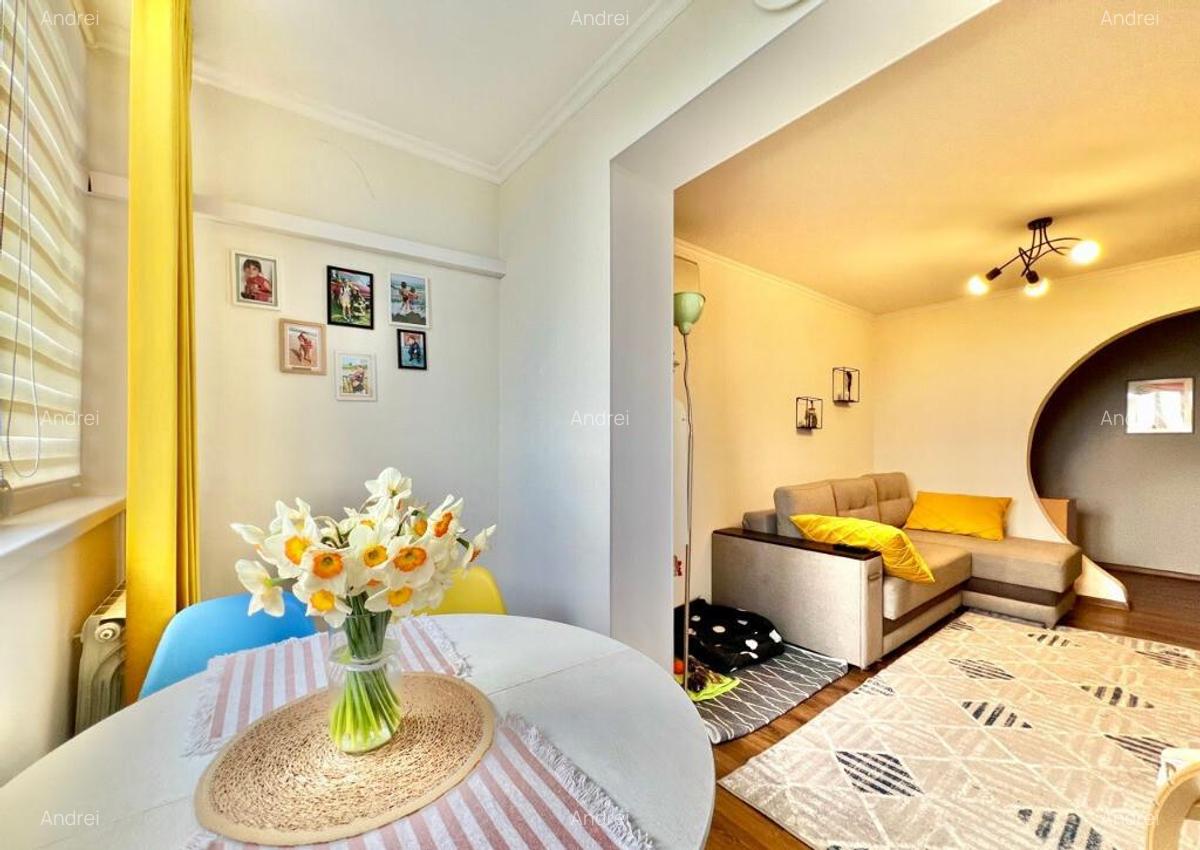 Oferim un apartament cu 3 camere in zona Unirii , Pasaj Marasesti - 1