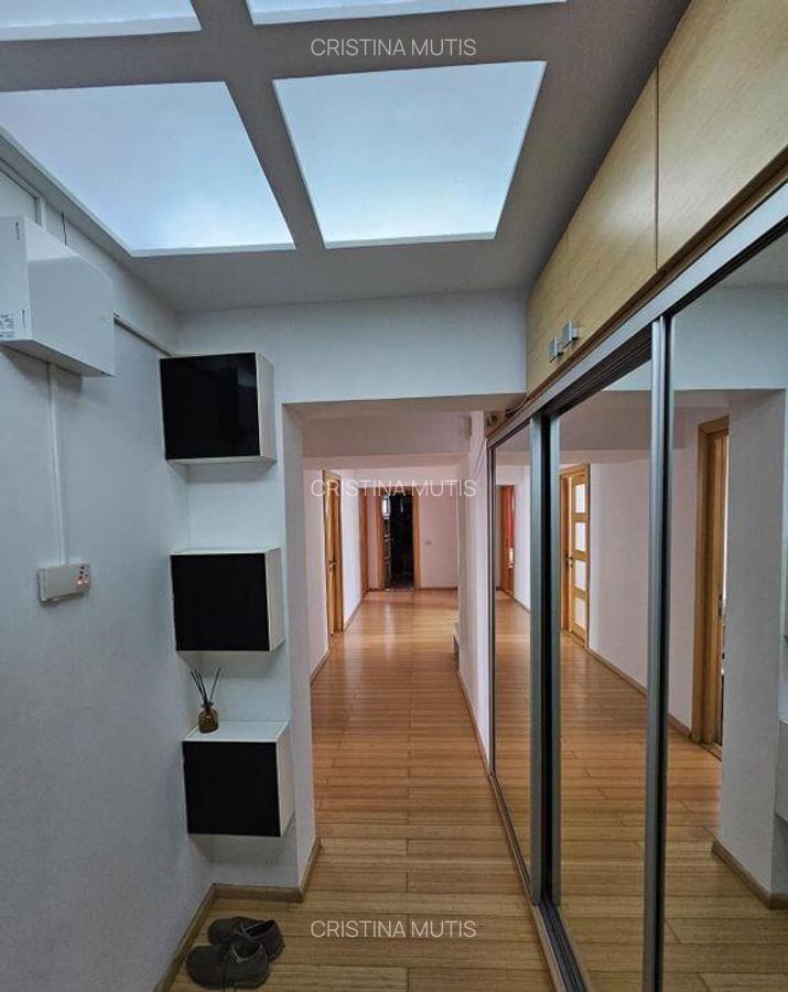 Apartament 4 camere decomandat TROCADERO - 8