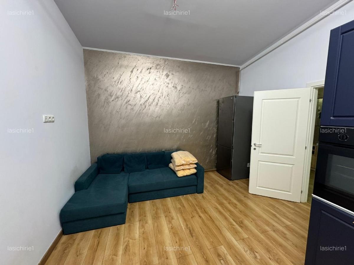 Apartament cu 4 camere Pacurari - 7