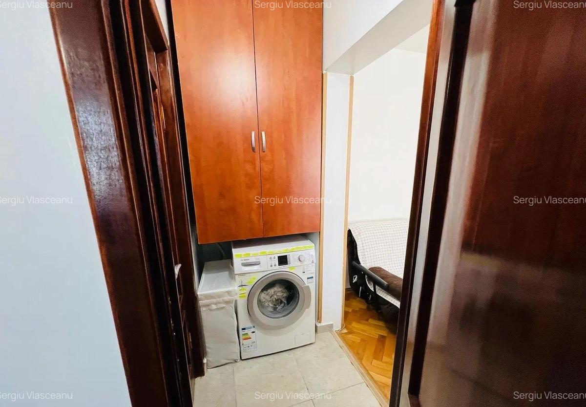 Apt 2 camere semidecomandat - 99.000 eur - 52mp - metrou Titan - 9