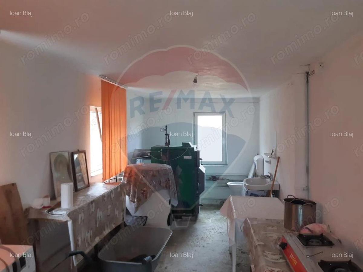 Casa / Vila cu 7 camere de vanzare in zona Bran-Tohanita - 20