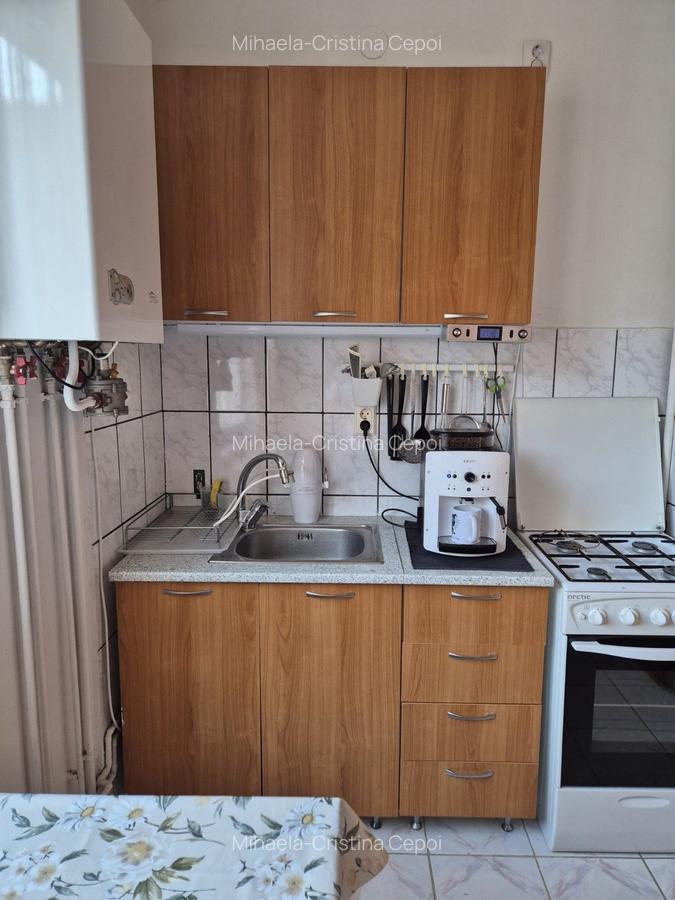 Apartament cu doua camere,decomandat - 8