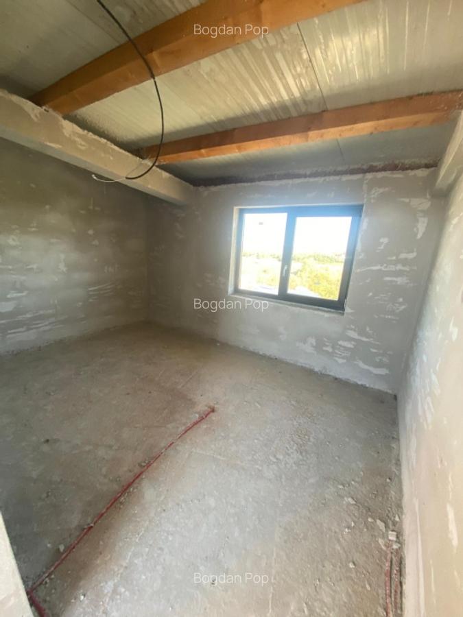 INVESTITIE! Casa 235 mp utili - 5 camere - garaj , Jucu de sus! - 13