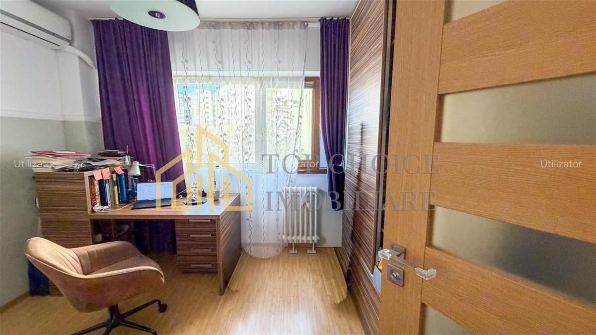 4 CAMERE STEFAN CEL MARE - VIITORULUI  - 93 MP,  2/10, BLOC 1982 - 9