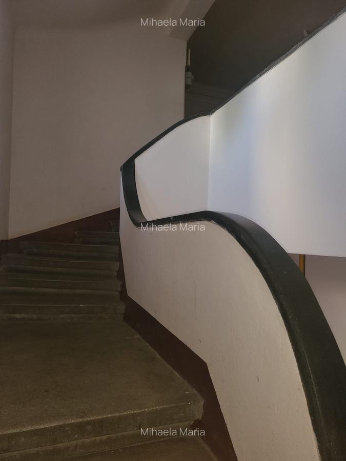 Apartament 2 cam,47 mp, mobilat si utilat, curte 15 mp, boxa 8mp, 135.000 Euro - 9