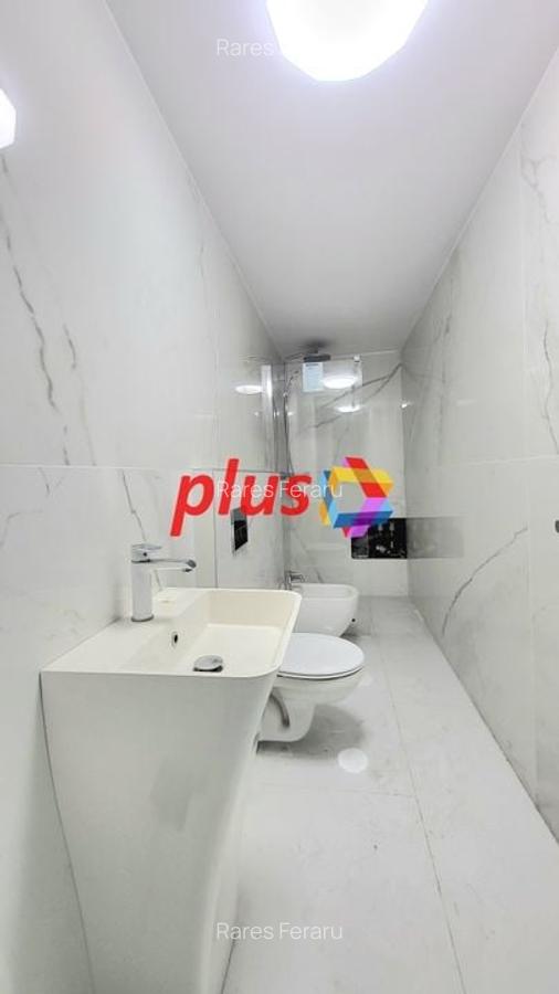 Spațiu comercial, 760 mp în Centrul Civic - 15