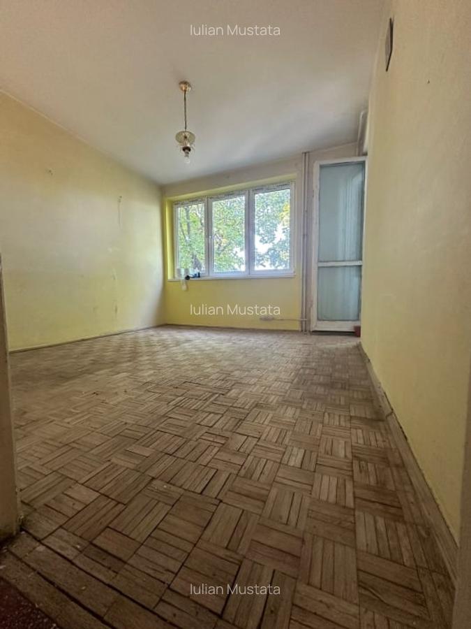 Apartament 2 camere decomandat, zona Independentei, etaj 3. - 2
