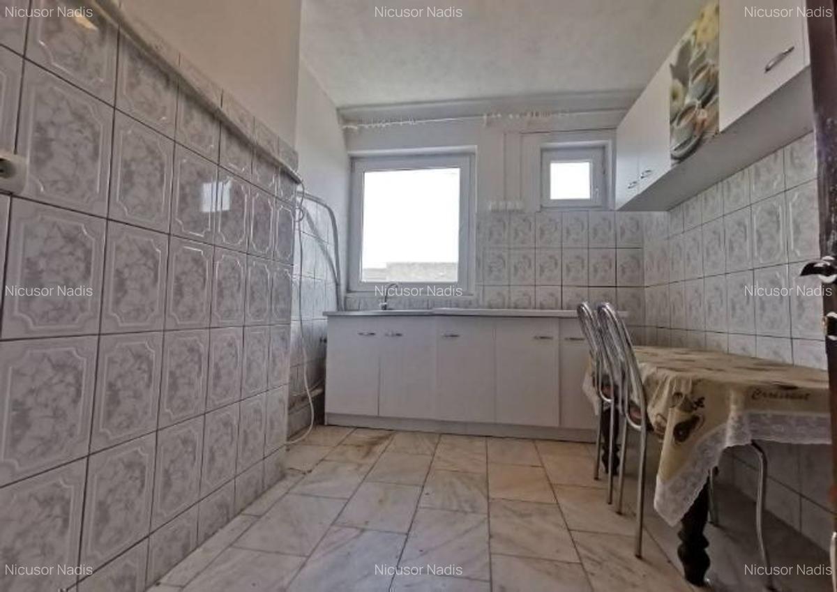 Apartament de vânzare - 7
