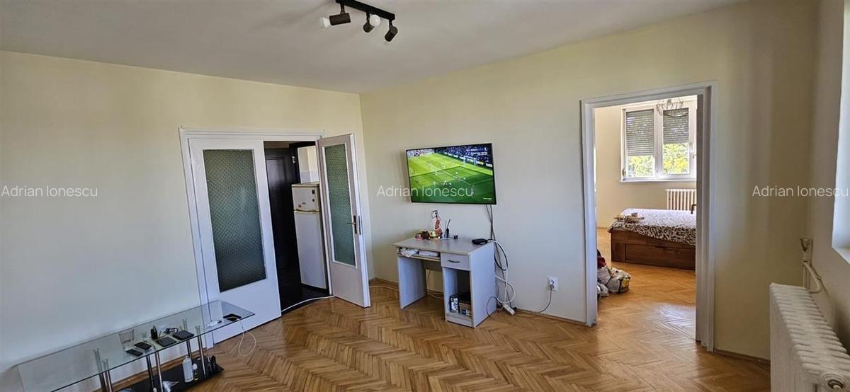 Apartament cu 2 camere decomandat în Rogerius - 10