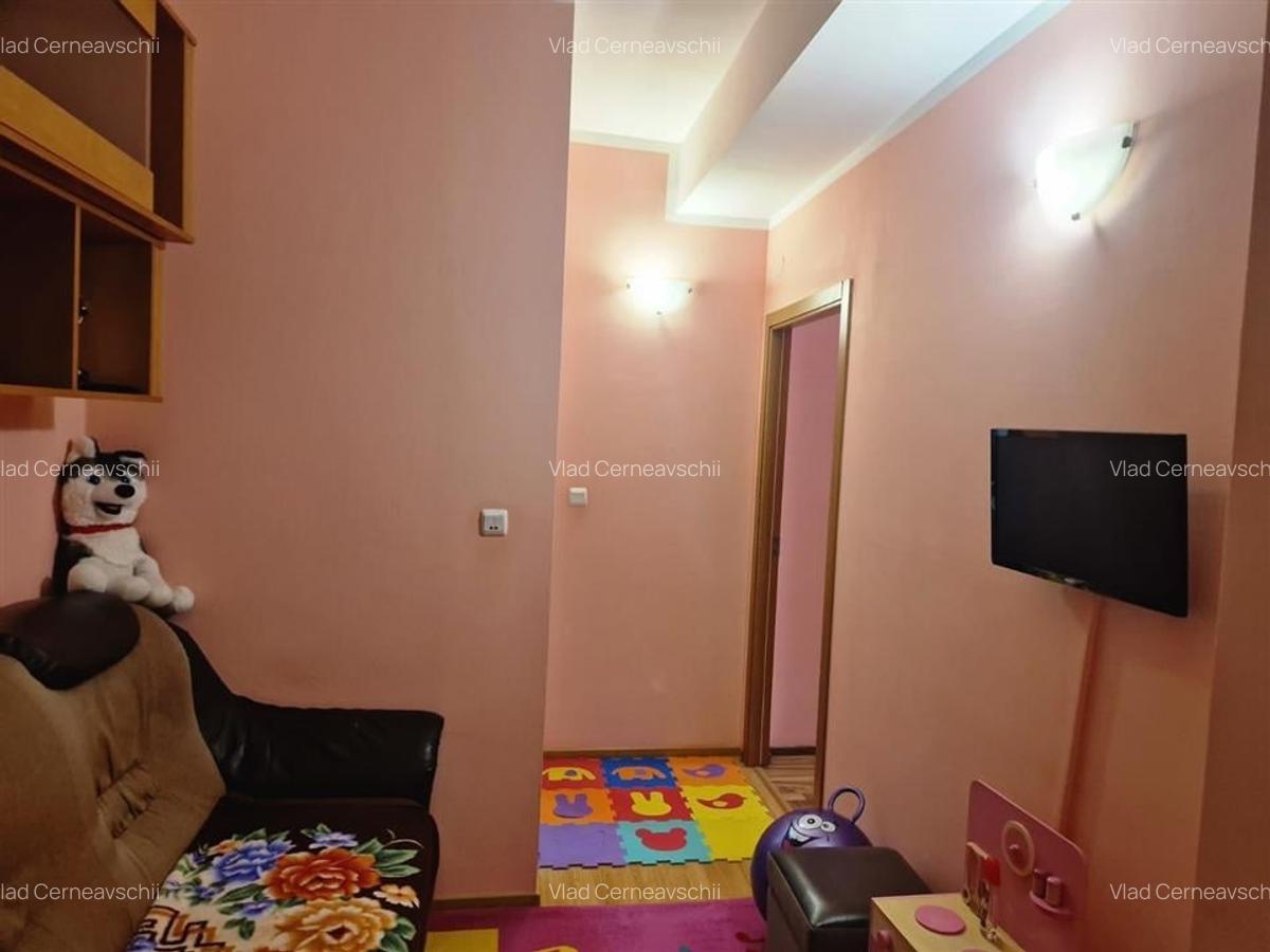 Apartament 2 camere. Arad, zona UTA, ARED - 1