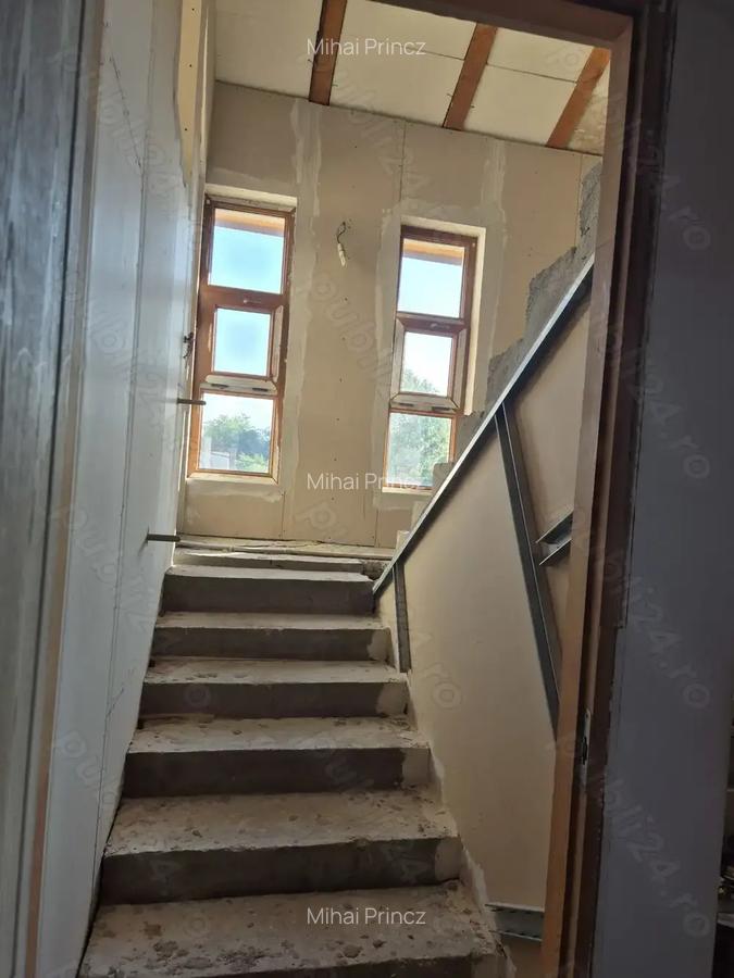 Brancoveanu-Aluni?ului - Casa 5 camere , metrou, parc , ?coala 111 - 16