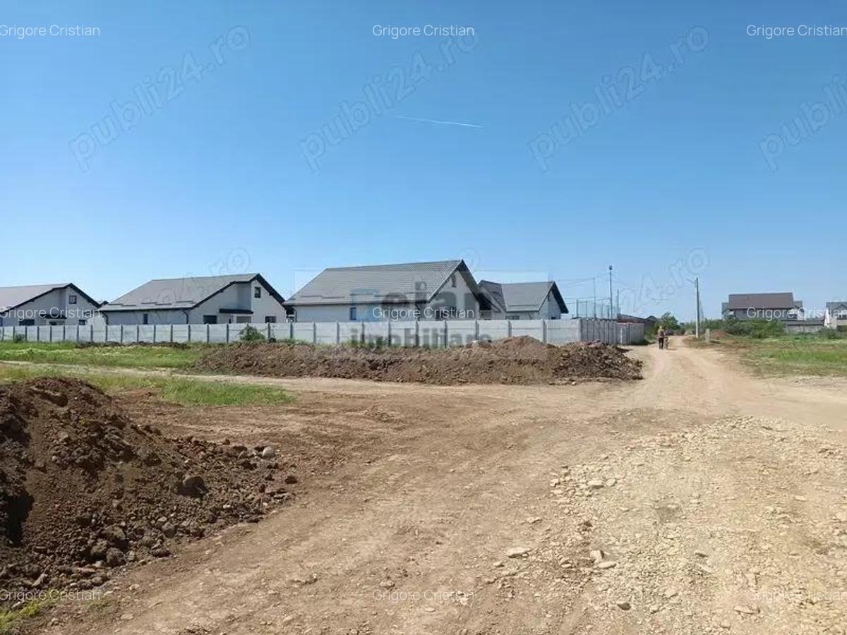 Domnesti - Str Cetinei, 718 Mp Intravilan, Deschidere 28, Utilitati - 5