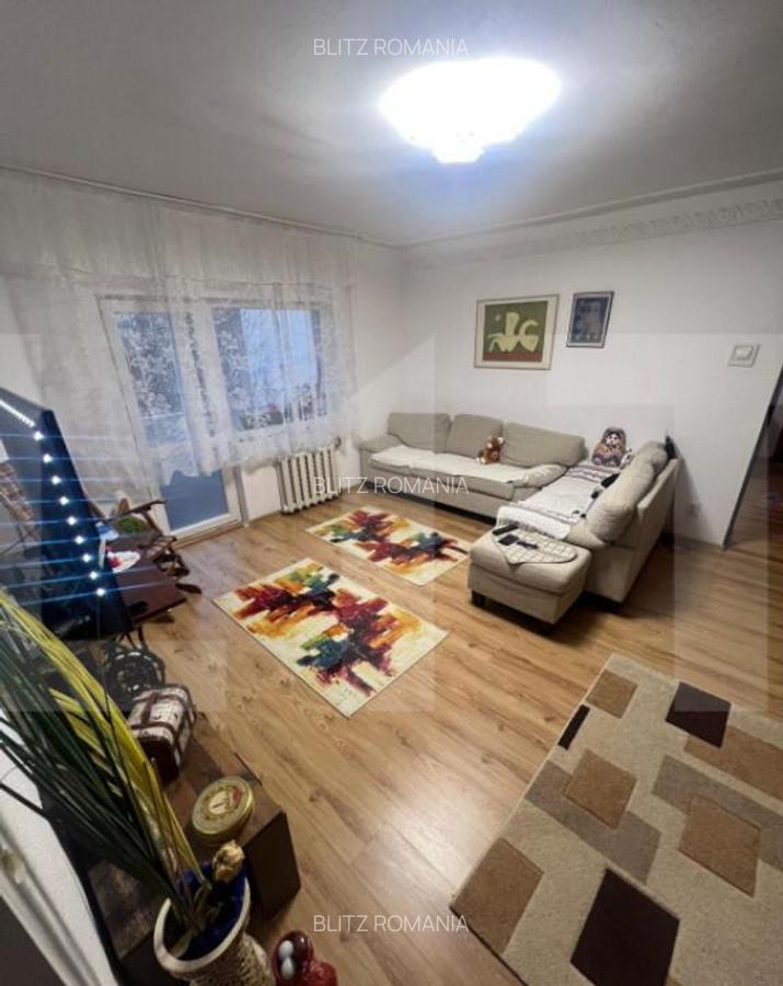 Apartament de doua camere, etaj intermediar, 55mp, Zona Buco - 1