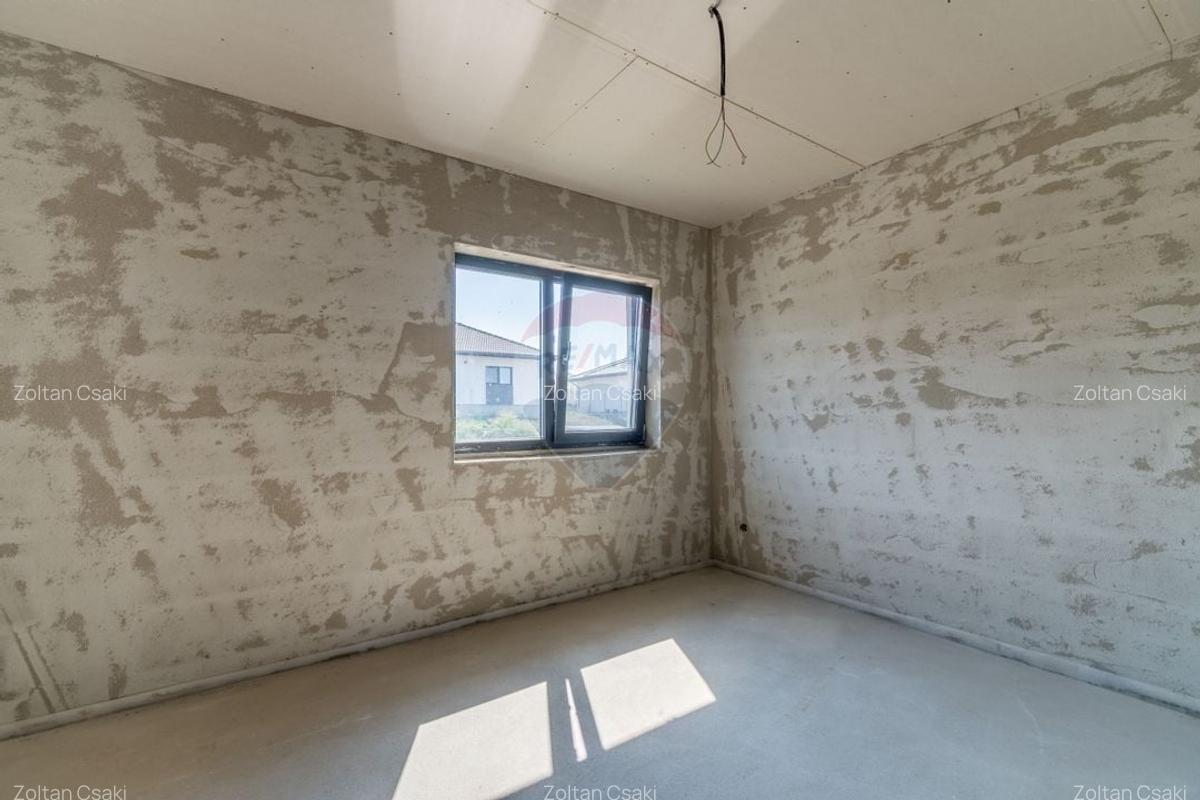 Casa cu 4 camere de vanzare, Jucu de Sus, Frasinului Nr.6 Semifinisat - 26