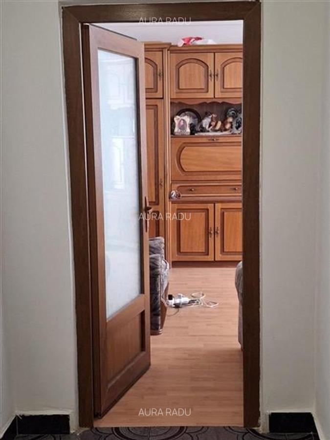 Apartament cu 3 camere decomandat în Doamna Ghica - 4
