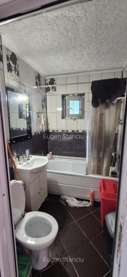 Apartament cu 3 camere semidecomandat, mobilat în Crângași - 10
