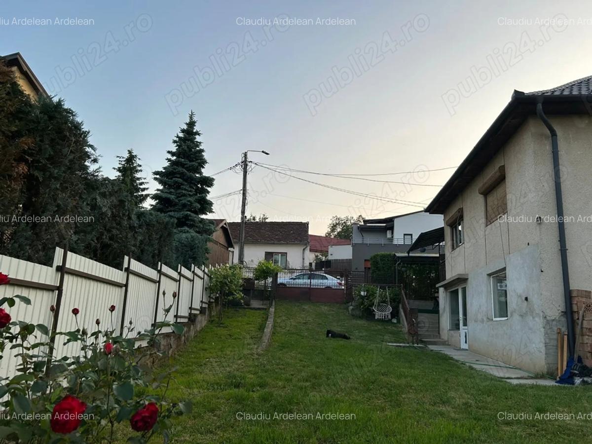 Casa de vanzare , Zalau , ultracentral , 250 m2 ( total suprafa?a 800m2),linga primarie . - 8