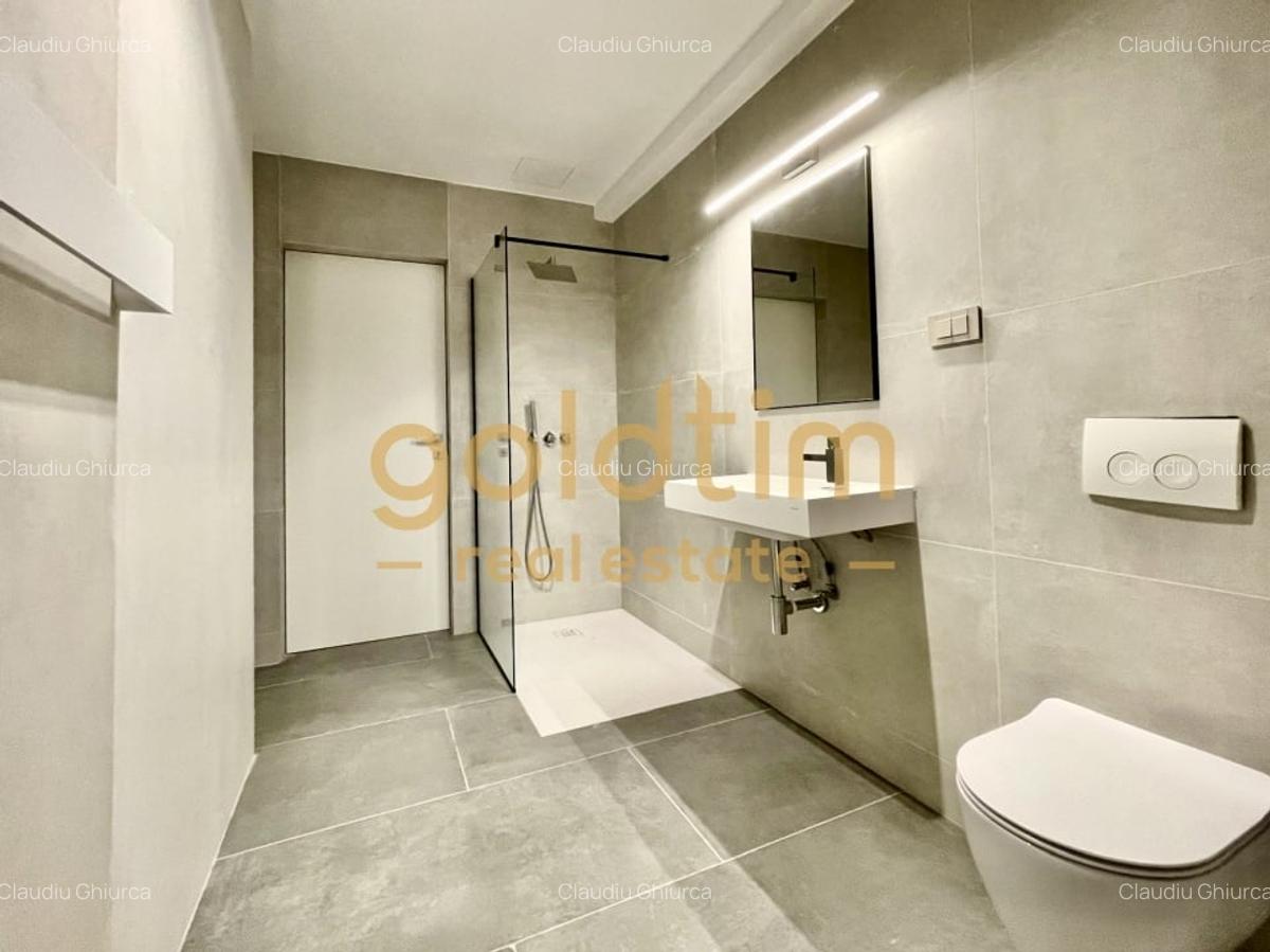 DUPLEX/ZONA REFERINTA/ LOC PARCARE - 31