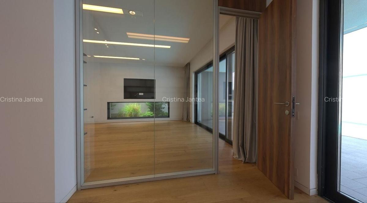 New! American School villa - 9