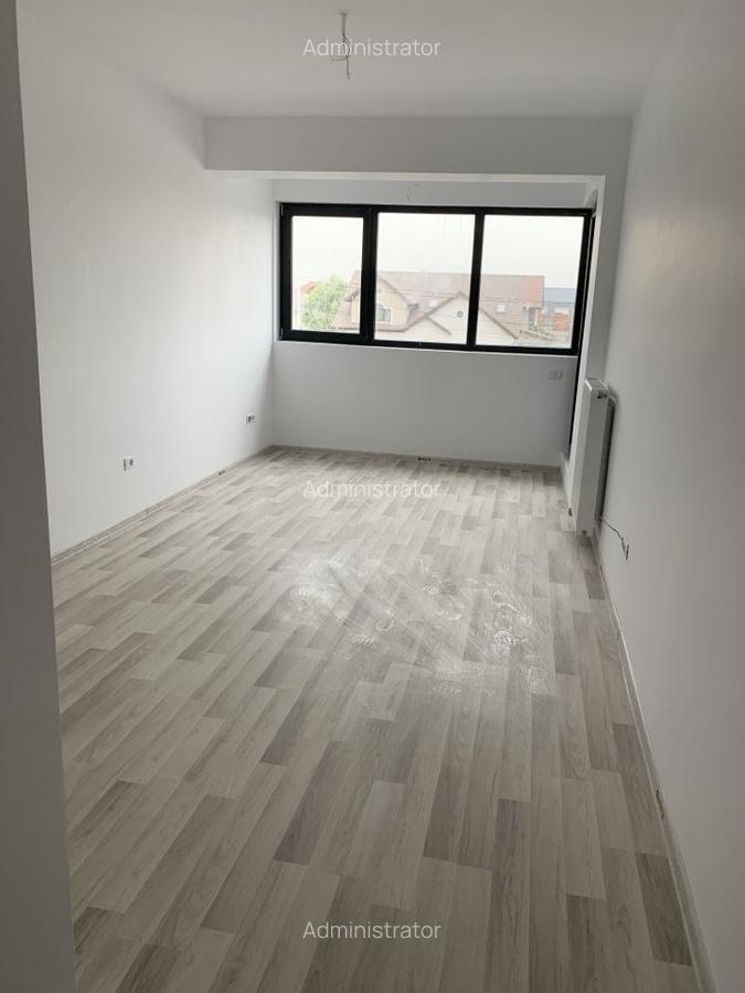 Apartament cu 3 camere semidecomandat în Prelungirea Ghencea - 2