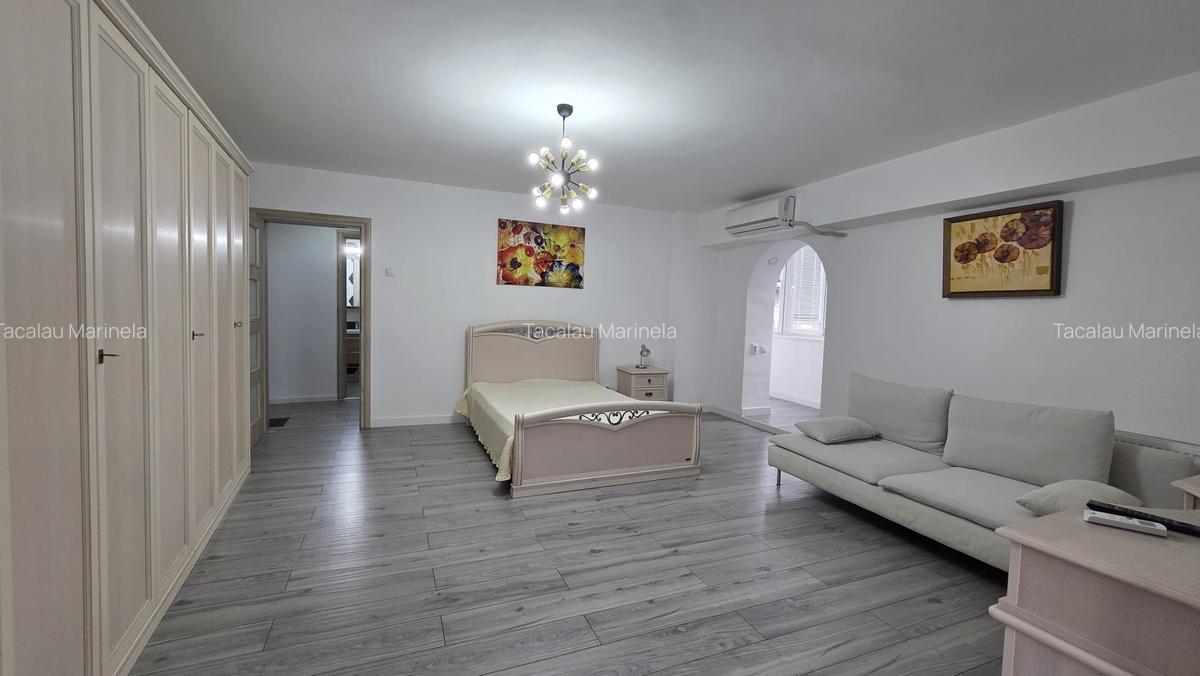 Studio spatios in zona Unirii - 2